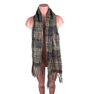 Royal Scot (Samuel Tweed & Co) Great Britain Mohair/Wool Scarf Fringe plaid gray